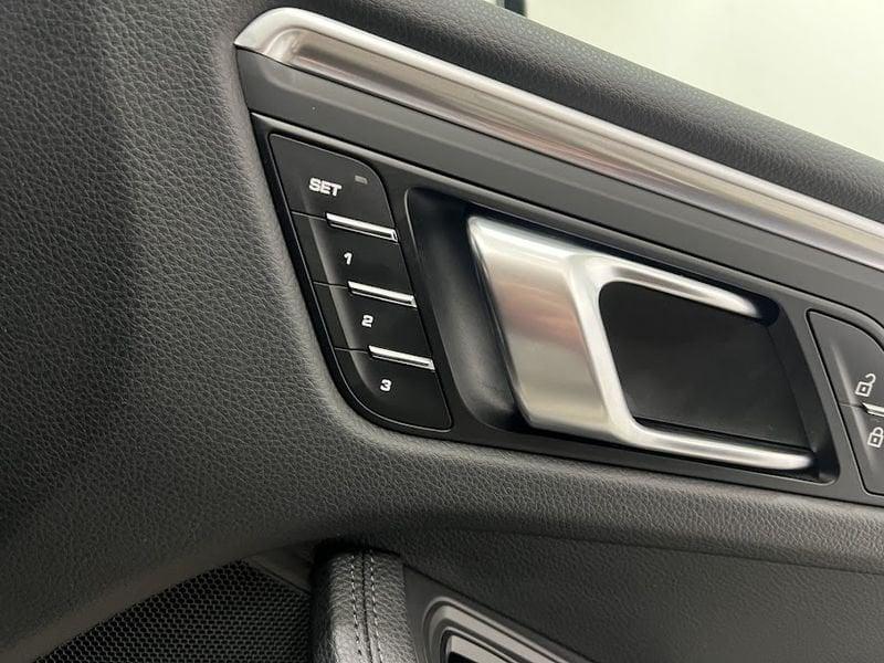 Porsche Macan 2.0 265 CV