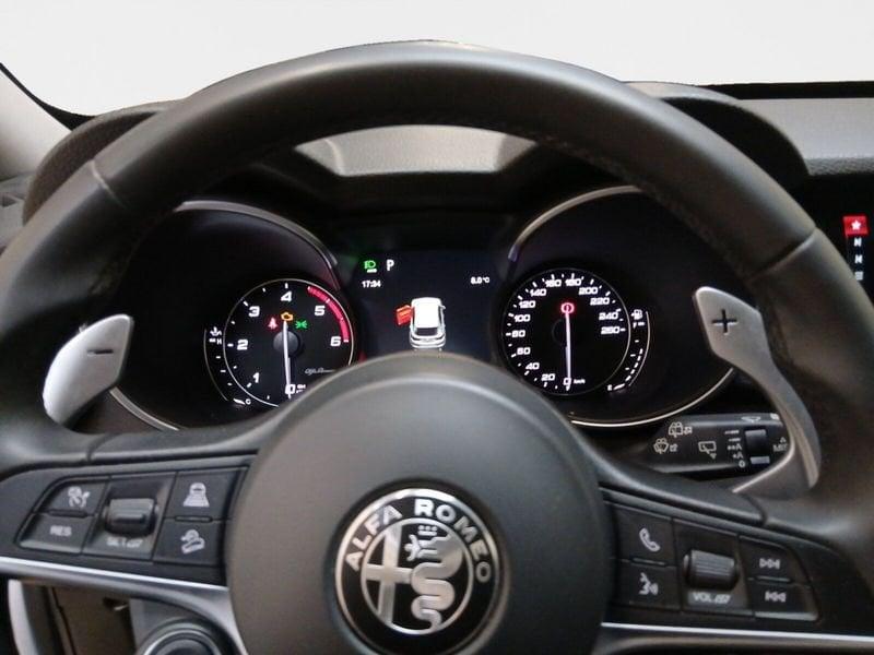 Alfa Romeo Stelvio 2.2 t Executive Q4 210cv auto my19