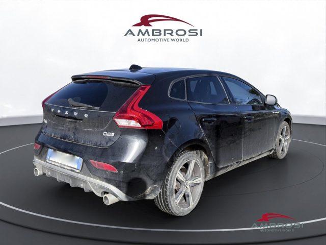 VOLVO V40 D2 R-design Kinetic - PER OPERATORI DEL SETTORE