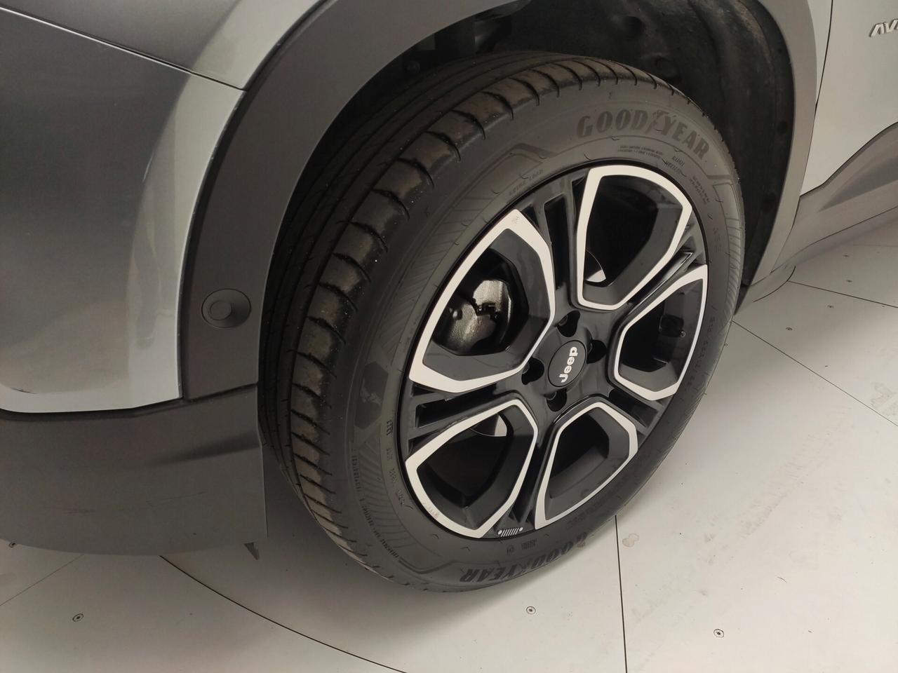 Jeep Avenger 1.2 Turbo 100 CV Summit