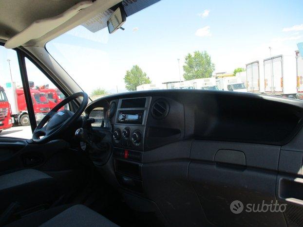 Iveco Daily 35S15 2.3 M-JET 150CV E5 CASSONE FISSO