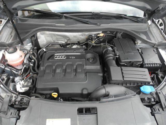 AUDI Q3 2.0 TDI 120cv 6M - NAVI -Ok NEOPATEN.- DA VETRINA