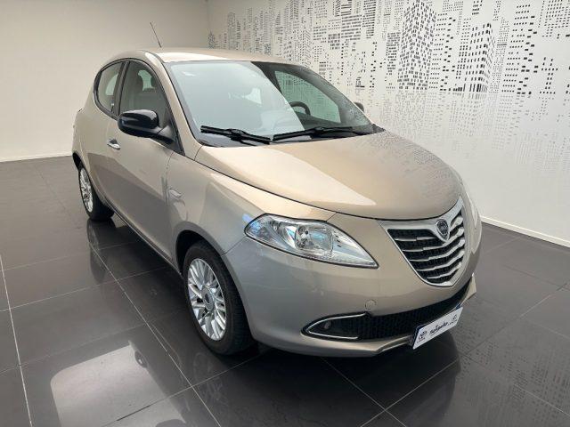 LANCIA Ypsilon 1.2 69 CV 5 porte Gold