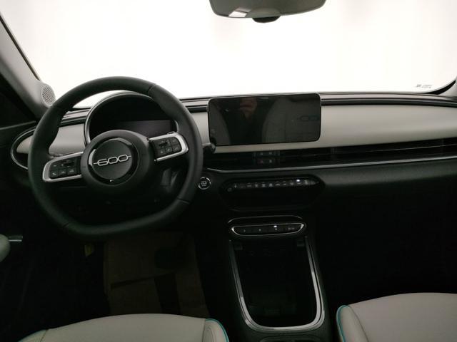 FIAT 600 Hybrid 110 CV DCT MHEV La Prima
