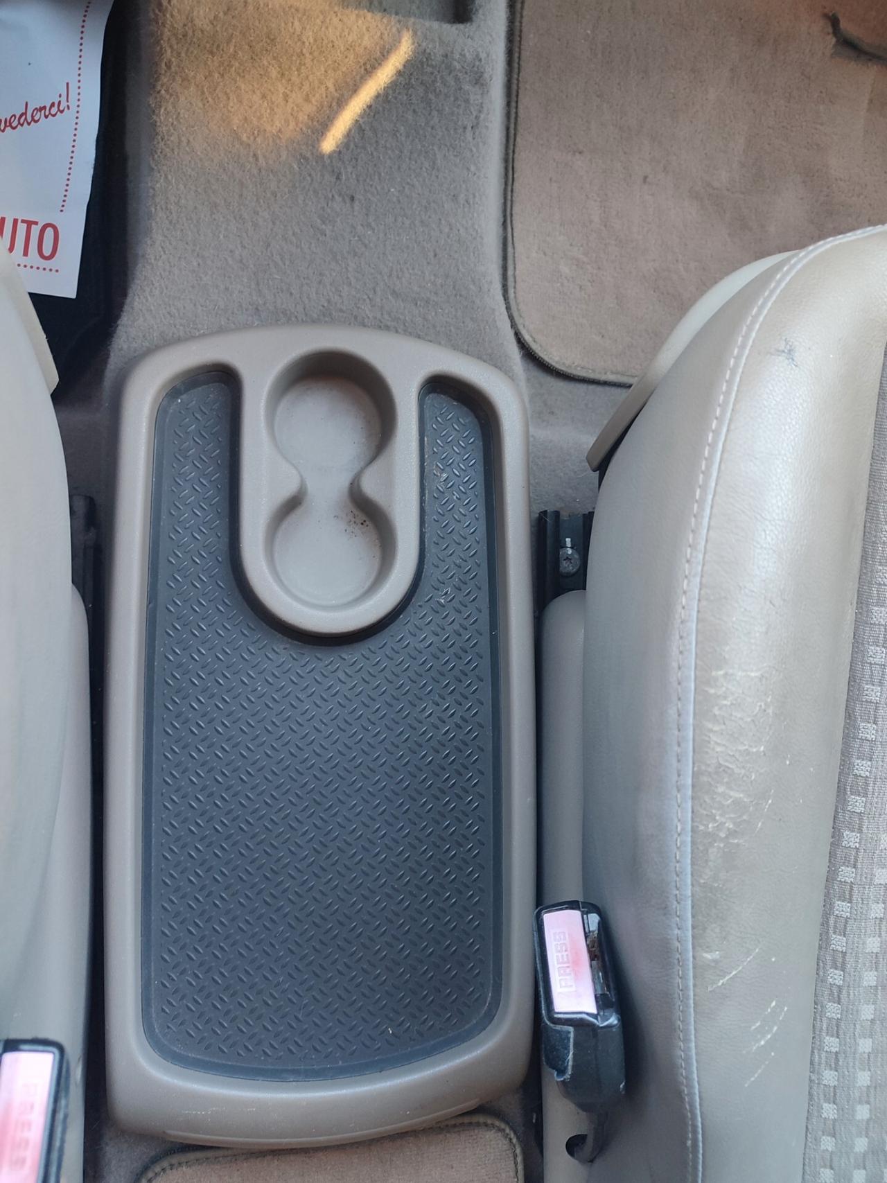 RENAULT SCENIC 1.6BENZINA POCHI KM LEGGERE
