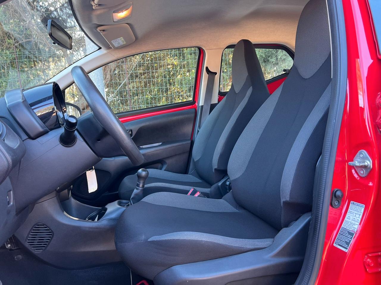 Toyota Aygo 1.0 VVT-i 69 CV 5 porte x-cool