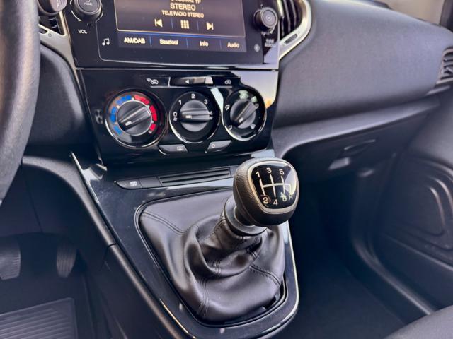 LANCIA Ypsilon 1.0 HYBRID GOLD 5 POSTI+NAVI+SENSORI