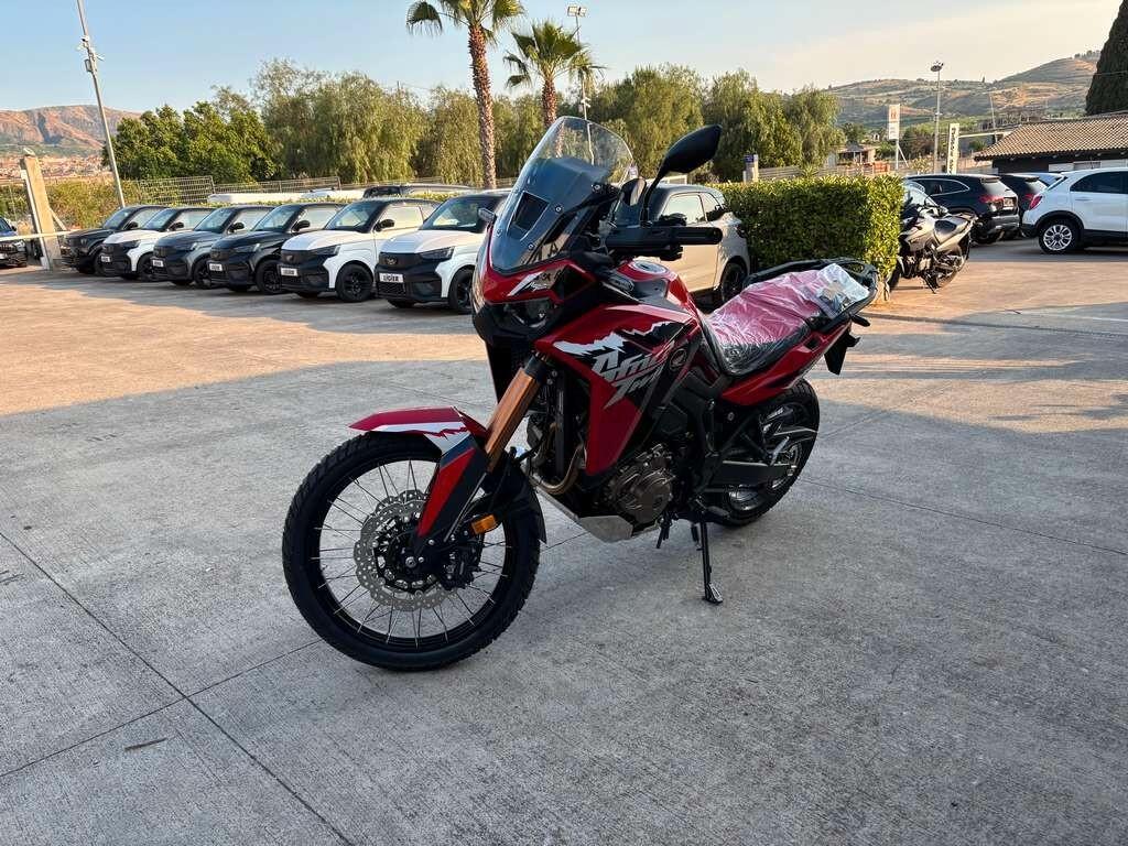 Honda CRF1100L Africa Twin My 2026 Nuova pronta consegna Tua a solo 176 Euro al mese