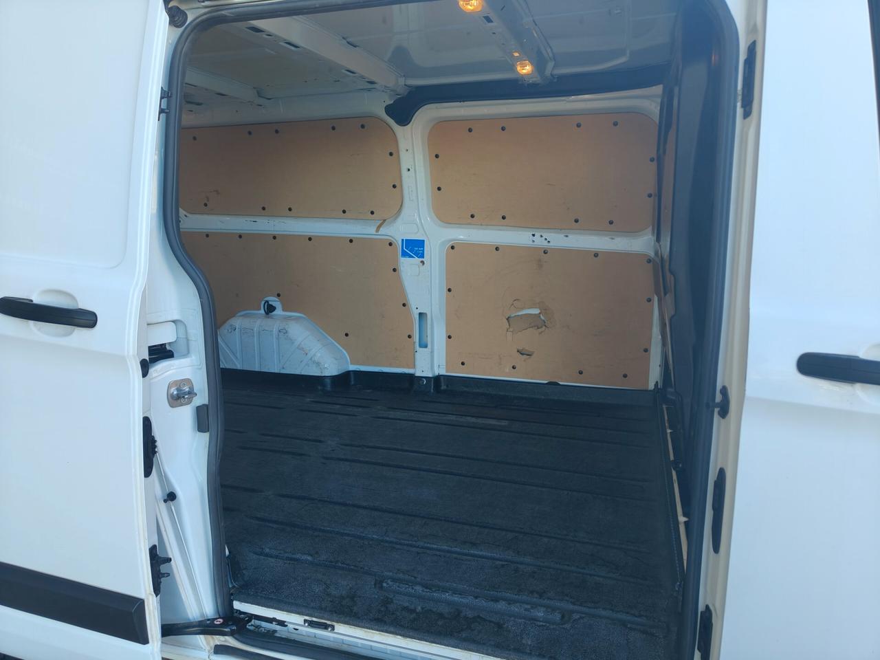 Ford Transit Custom Passo lungo