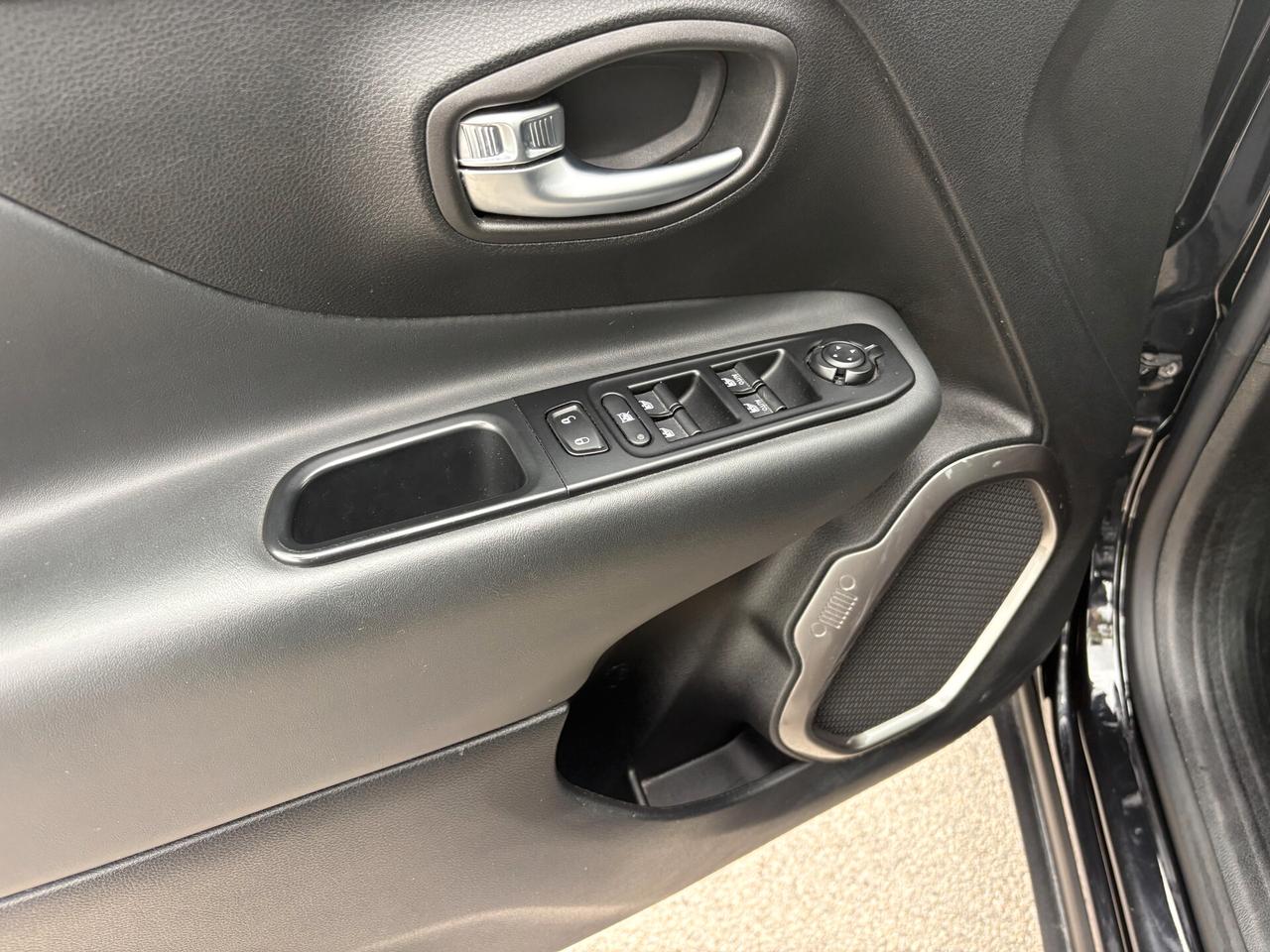 Jeep Renegade 1.6 Mjt DDCT 120 CV BLACKLINE KM CERTIFICATI