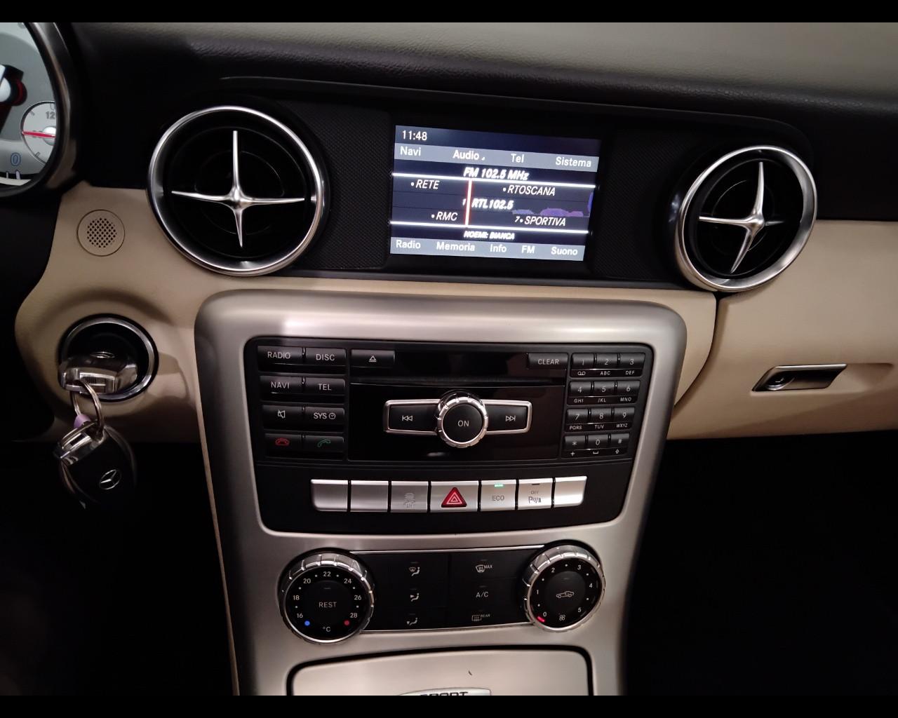 Mercedes-Benz SLK Roadster - R172 - SLK 200 (cgi be) Premium