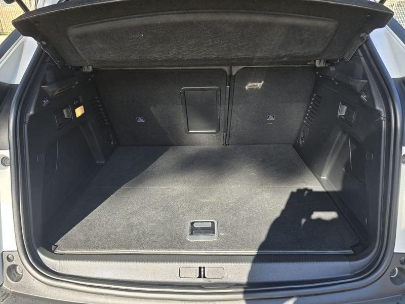 Peugeot 3008 Hybrid 225 e-EAT8 Allure Pack