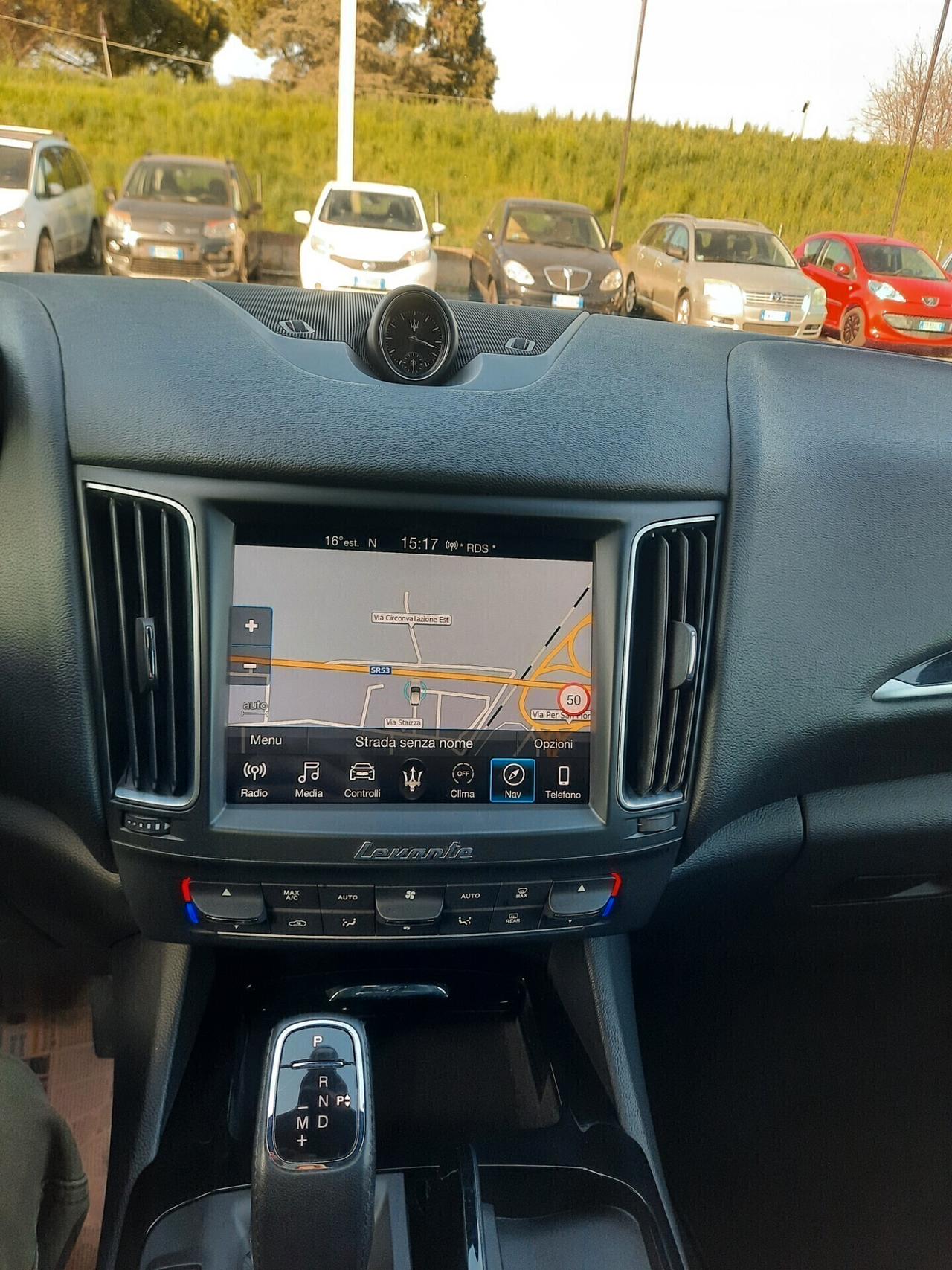 Maserati Levante V6 Diesel Q4 AWD Granlusso IVA DETRAIBILE