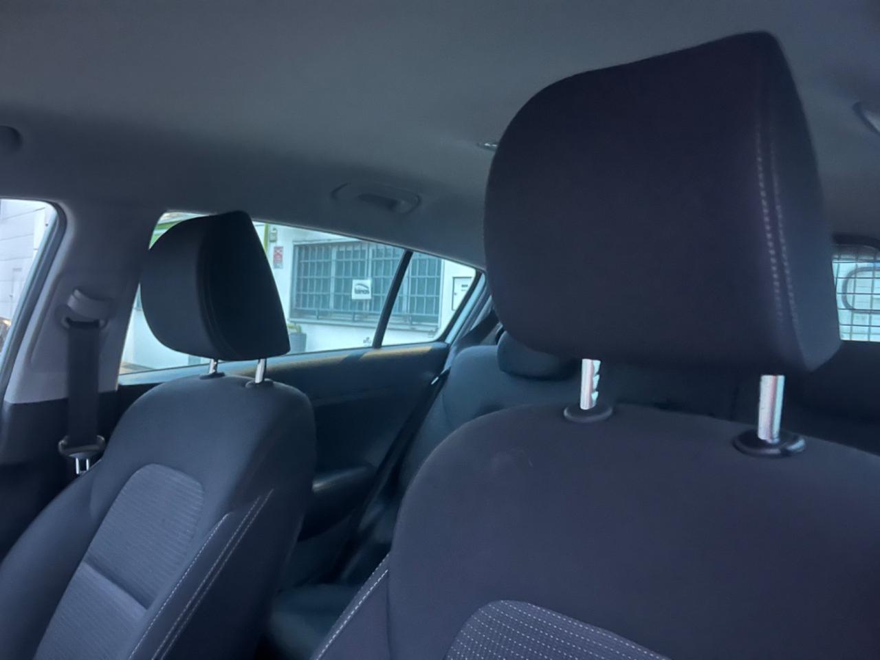 Kia Sportage 1.6CRDI 2019 125.000km autocarro 5posti perfetta