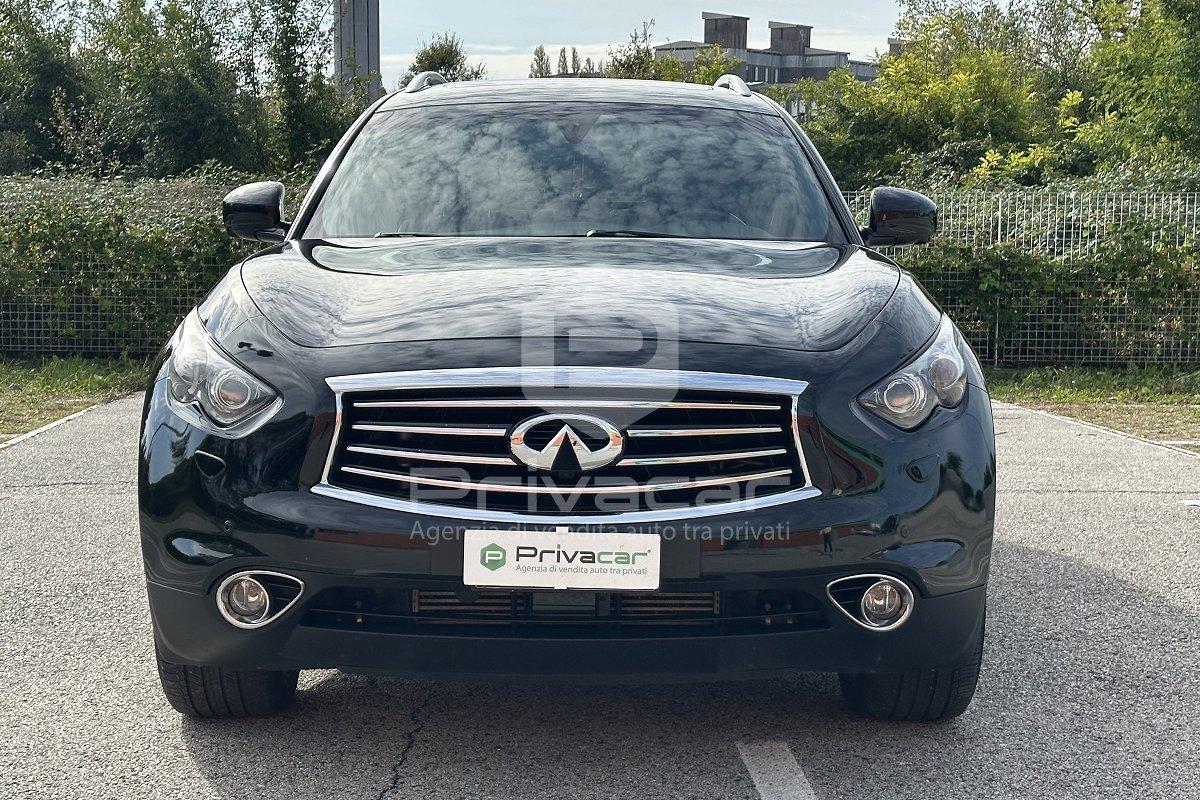 INFINITI QX70 3.0 diesel V6 AT S