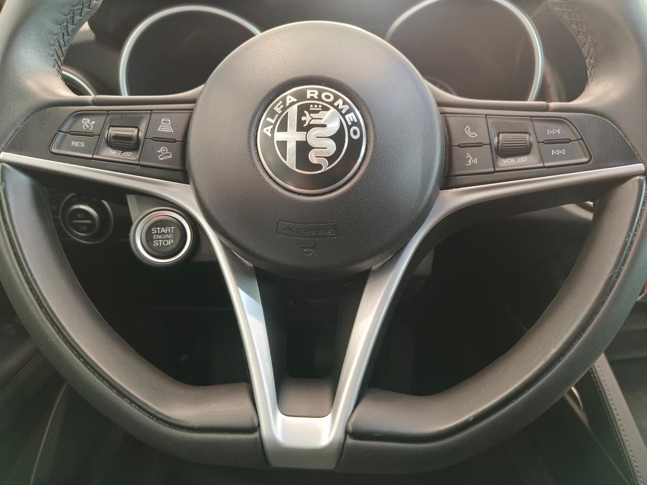 Alfa Romeo Stelvio 2.2 Turbodiesel 160 CV AT8 RWD Business