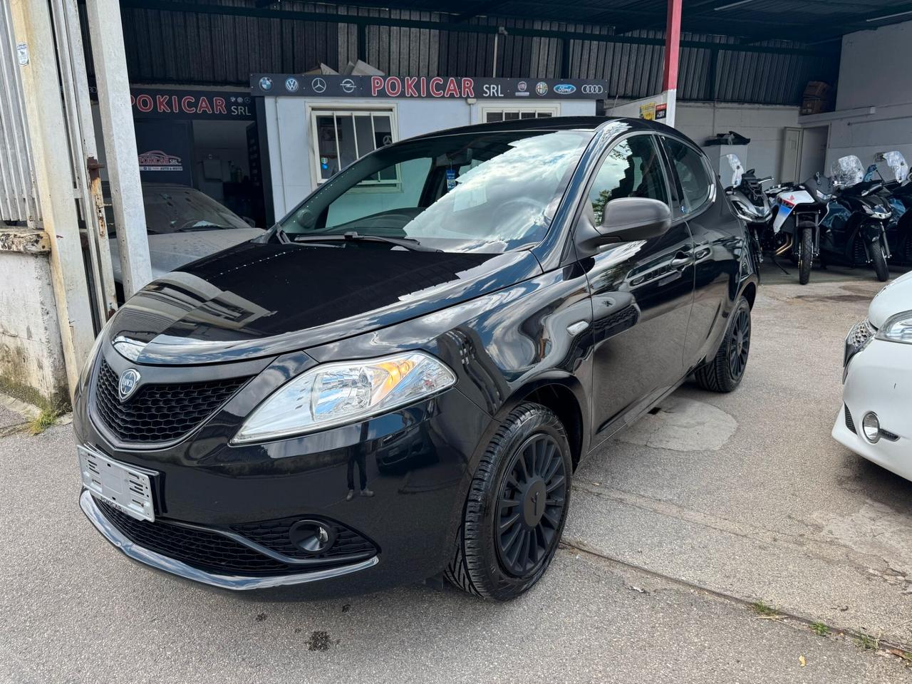 LANCIA YPSILON 1.2 69 CV ELEFANTINO BLU 2020
