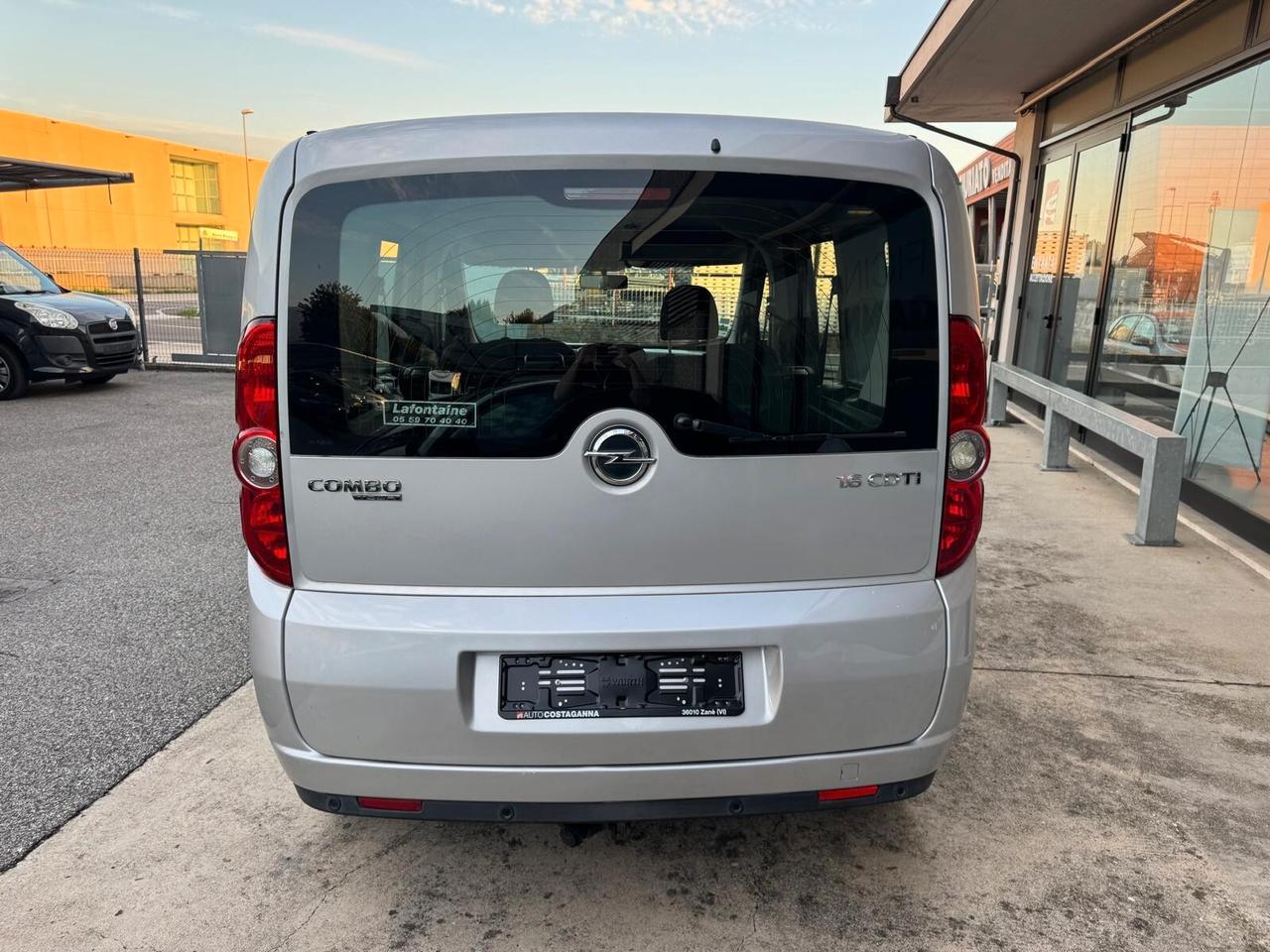 Opel Combo 1.6 CDTI 105CV 5 POSTI