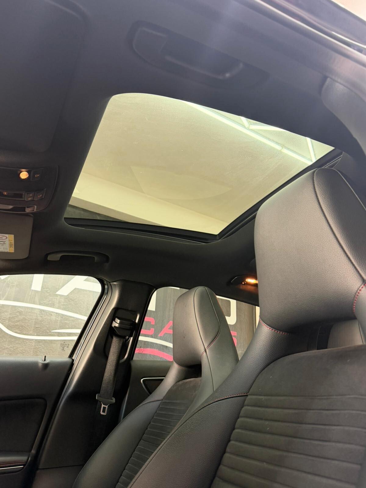 Mercedes-benz GLA 220 CDI Automatic Premium