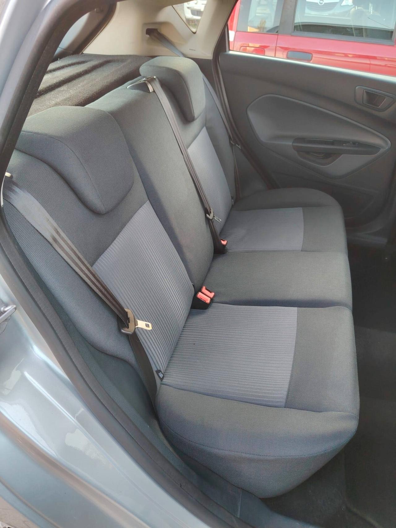 Ford Fiesta 1.2 82 CV 5 porte Titanium