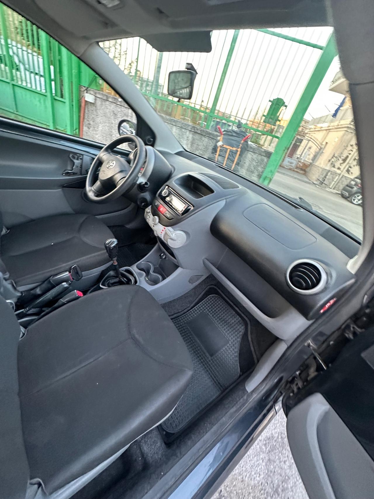 Toyota Aygo 1.0 12V VVT-i 3 porte