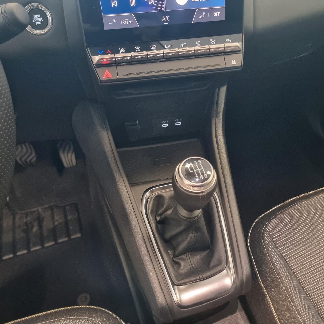 Renault Captur TECHNO 1.2 ECO-G 120cv BZ/GPL