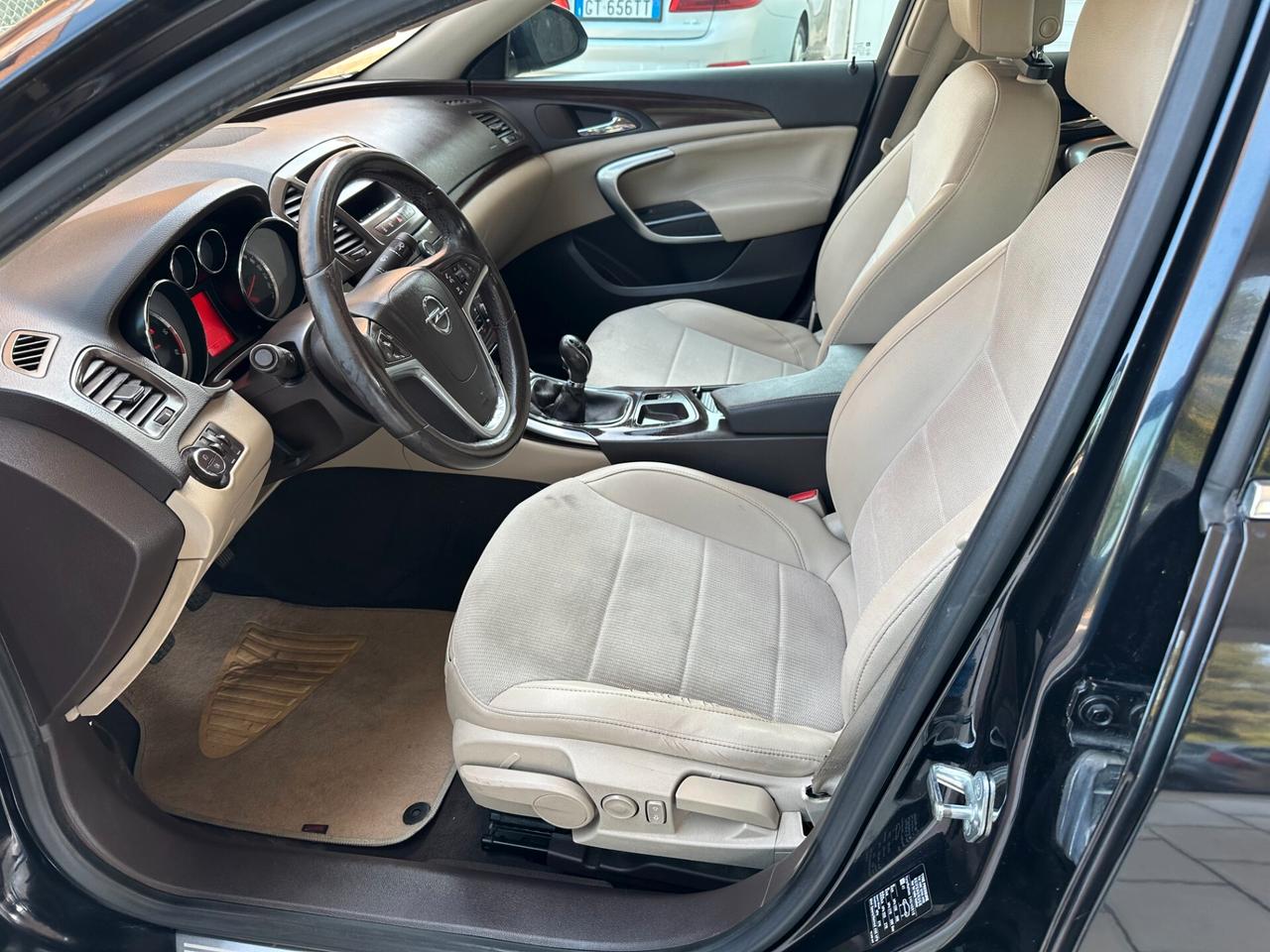 Opel Insignia 2.0 CDTI (12 RATE)