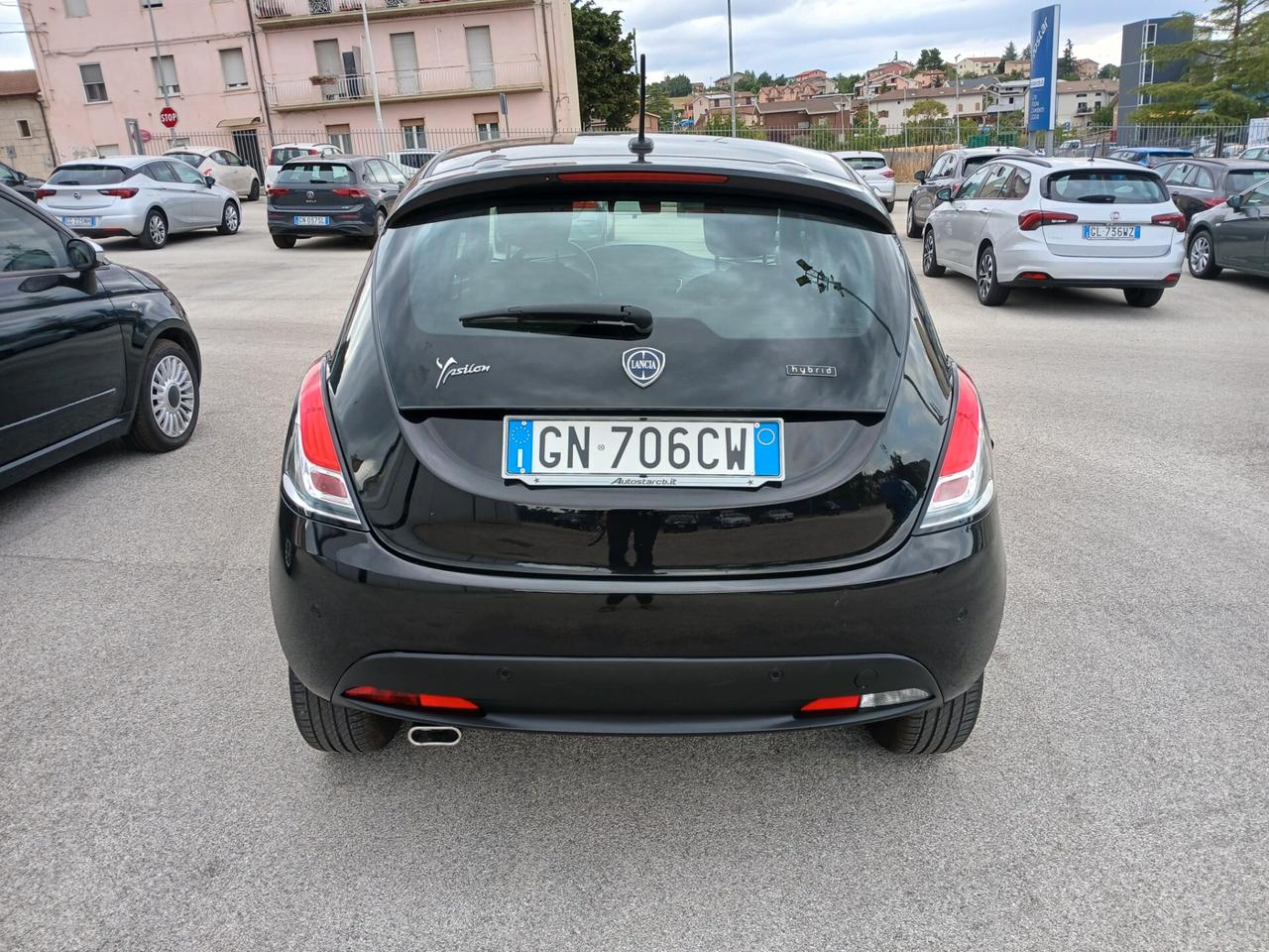 Lancia Ypsilon 1.0 HYBRID GOLD 2023