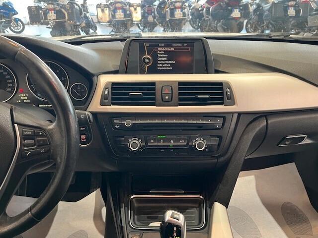BMW 318 d Touring Business auto