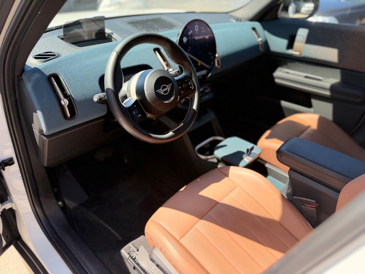 Mini Countryman Favoured 1.5 benzina/hybrida COME NUOVA