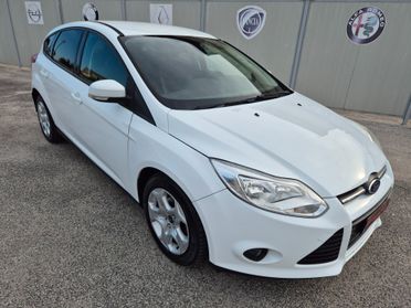 Ford FOCUS 1.6 TDCi 95 CV TITANIUM BERLINA NUOVA FULL 2013