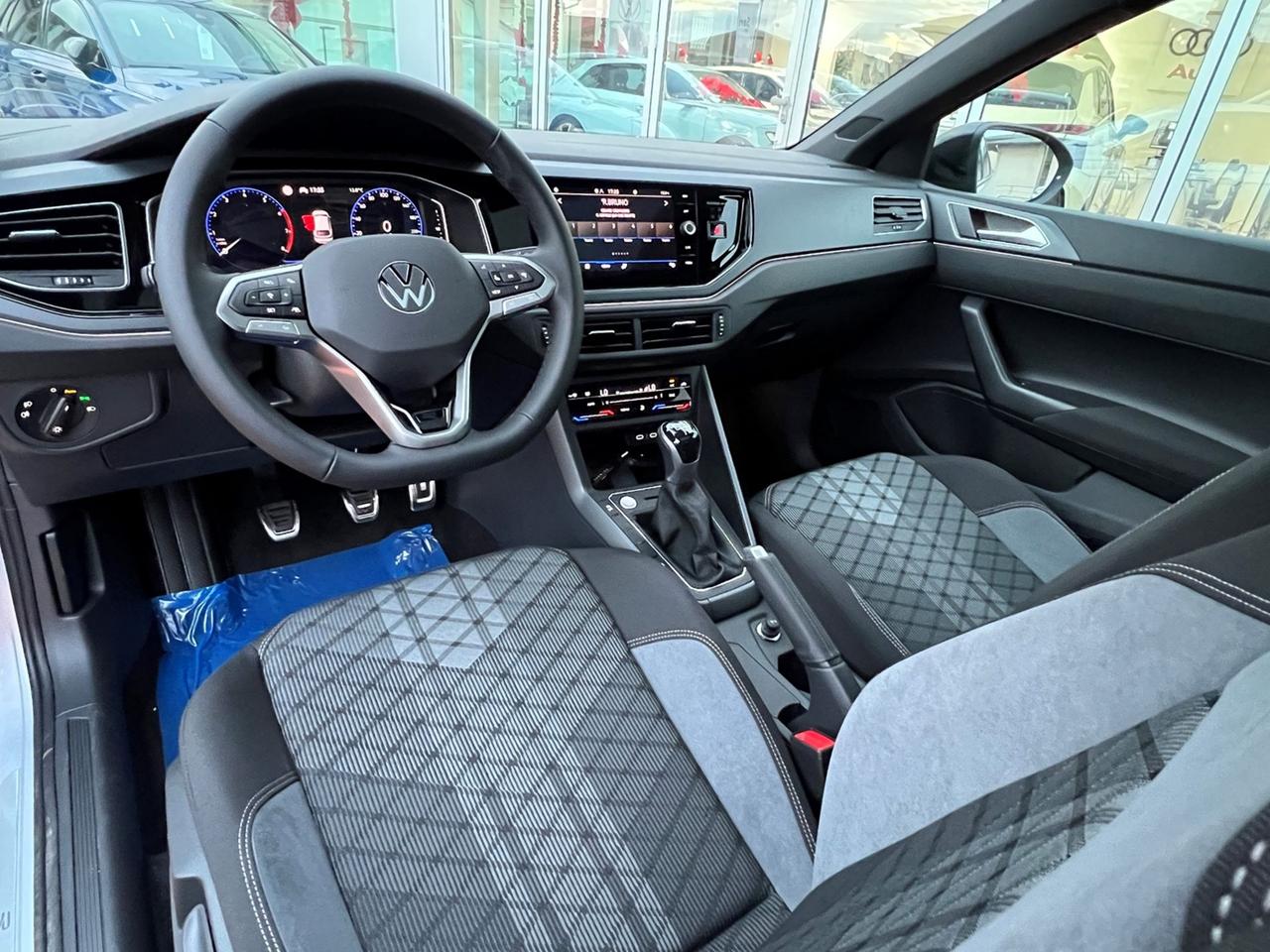 VOLKSWAGEN Taigo 1.0 tsi R-Line Plus 115cv