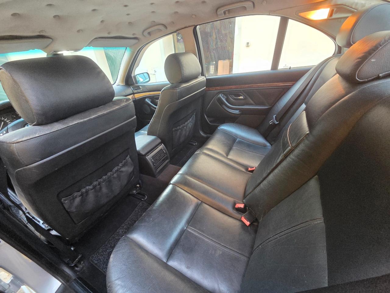 Bmw 530 530d 24V cat Attiva