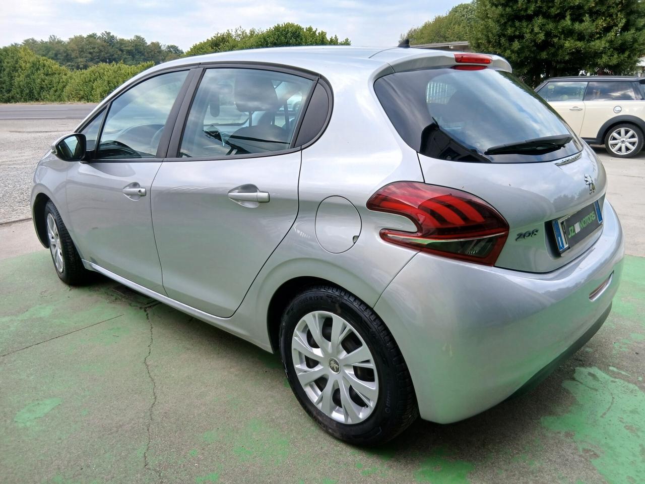 Peugeot 208 PureTech 82 Stop&Start 5 porte Allure