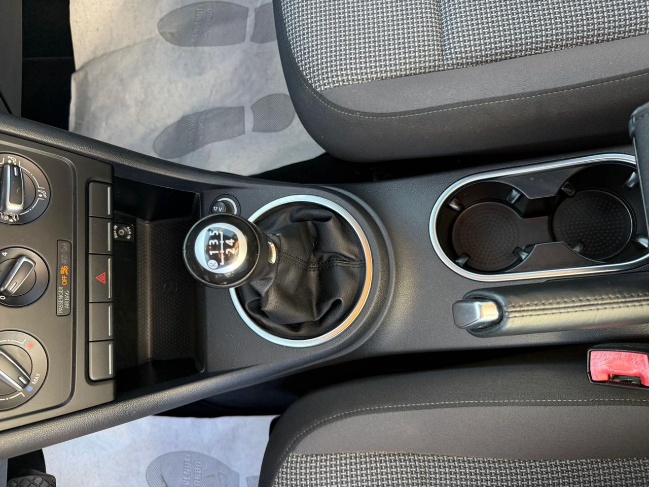 Volkswagen Maggiolino 1.6TDI 105CV TETTO APRIBILE