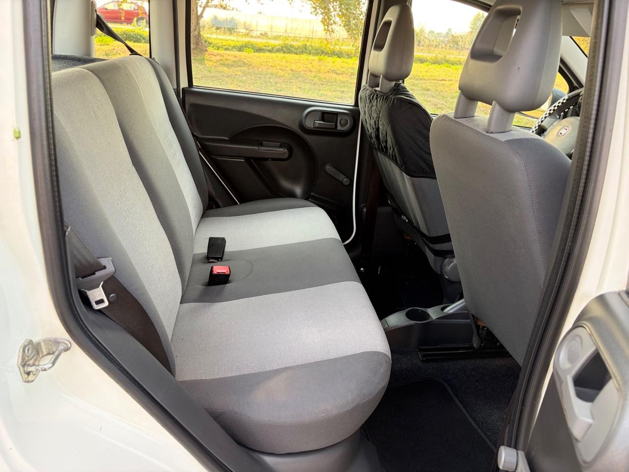 Fiat Panda 1.4 metano 2012 neopatentati