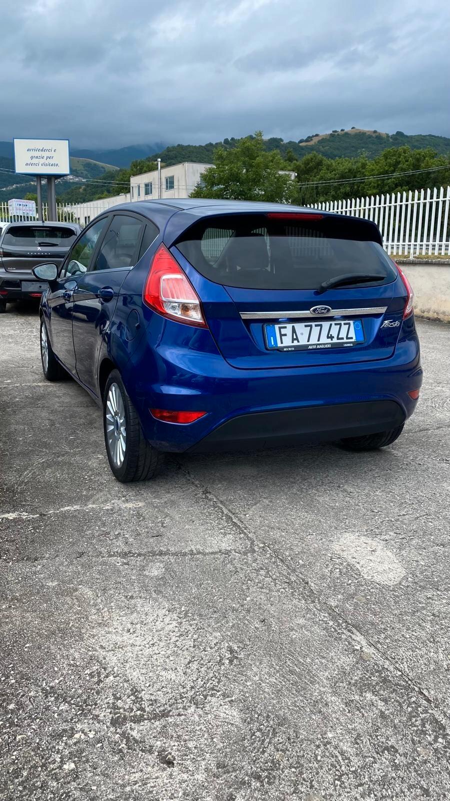 Ford Fiesta 1.5 TDCi 75CV 5 porte Titanium
