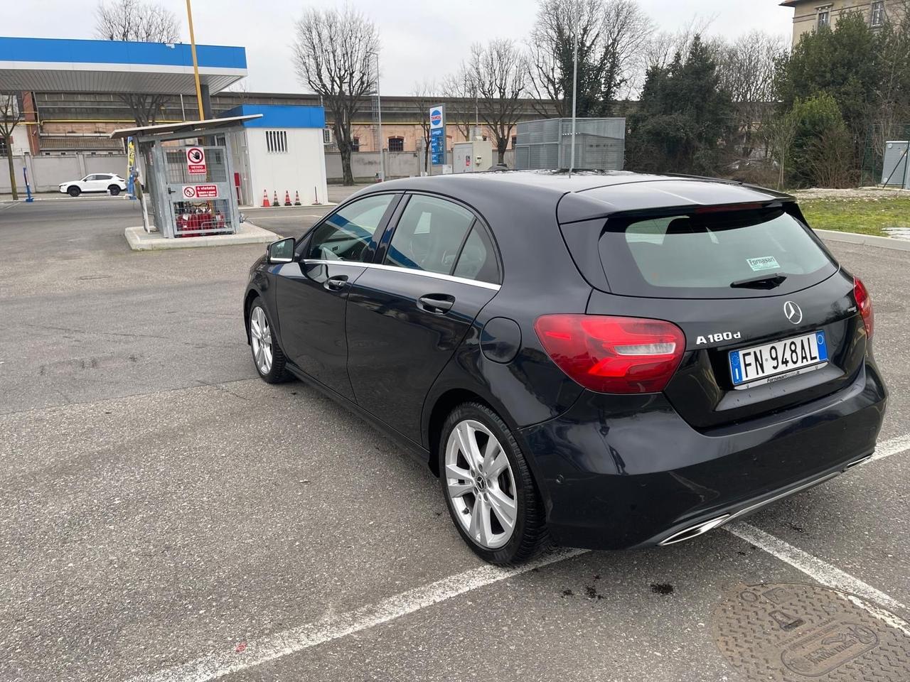 Mercedes-benz A 180 A 180 d Automatic Premium