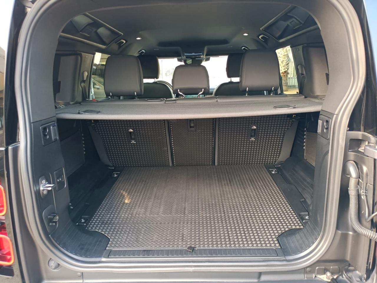 Land Rover Defender 110 3.0D I6 200 CV AWD Auto SE X DYNAMIC AUTOCARRO N1 IVA COMPRESA