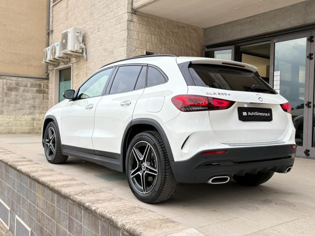 MERCEDES-BENZ GLA 200 d Automatic Premium Amg TETTO-PACK NIGHT
