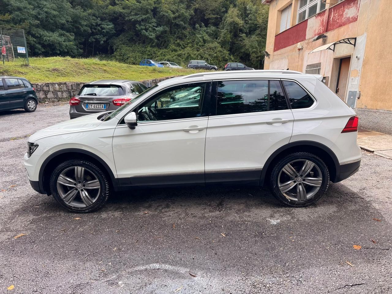 Volkswagen Tiguan 2.0 TDI SCR 4MOTION Business BlueMotion Technology GARANZIA 1 ANNO