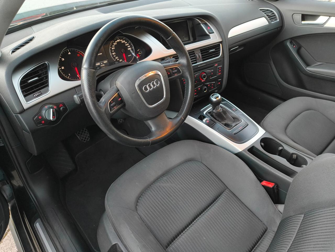 Audi A4 Avant 2.0 TDI 143CV S-line
