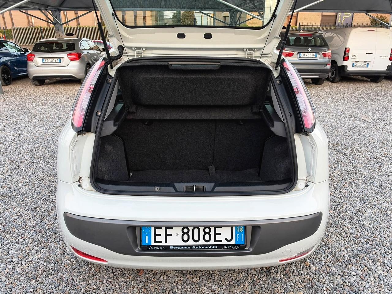 Fiat Punto Evo 1.4 5 porte Dynamic AUTOMATICA OK NEOPATENTATI