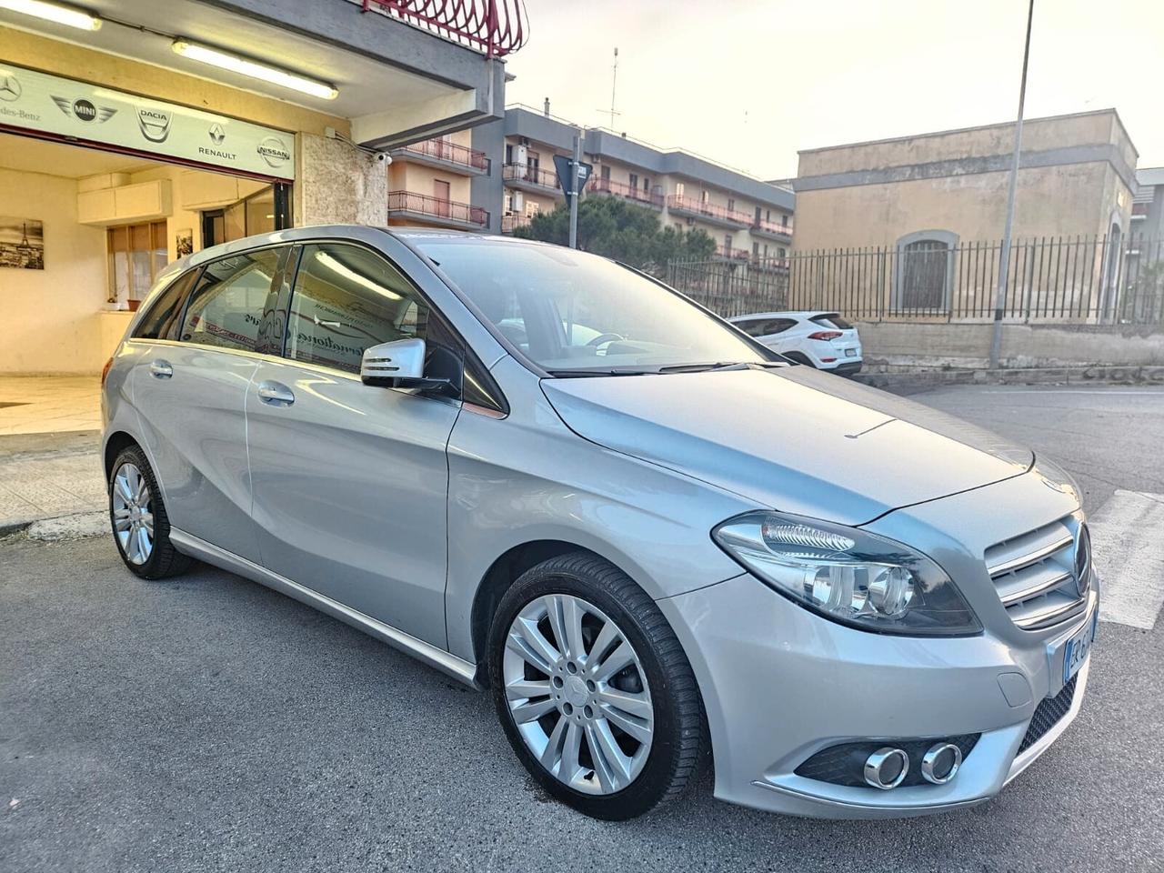 Mercedes-Benz Classe B 180 CDI Executive RETROCAMERA