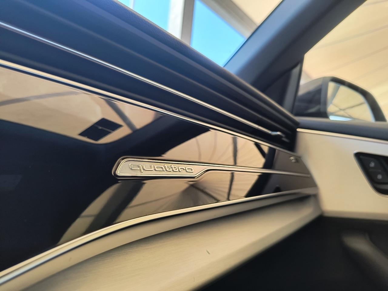 AUDI Q8 I 2018 - Q8 50 3.0 tdi mhev Sport quattro tiptronic