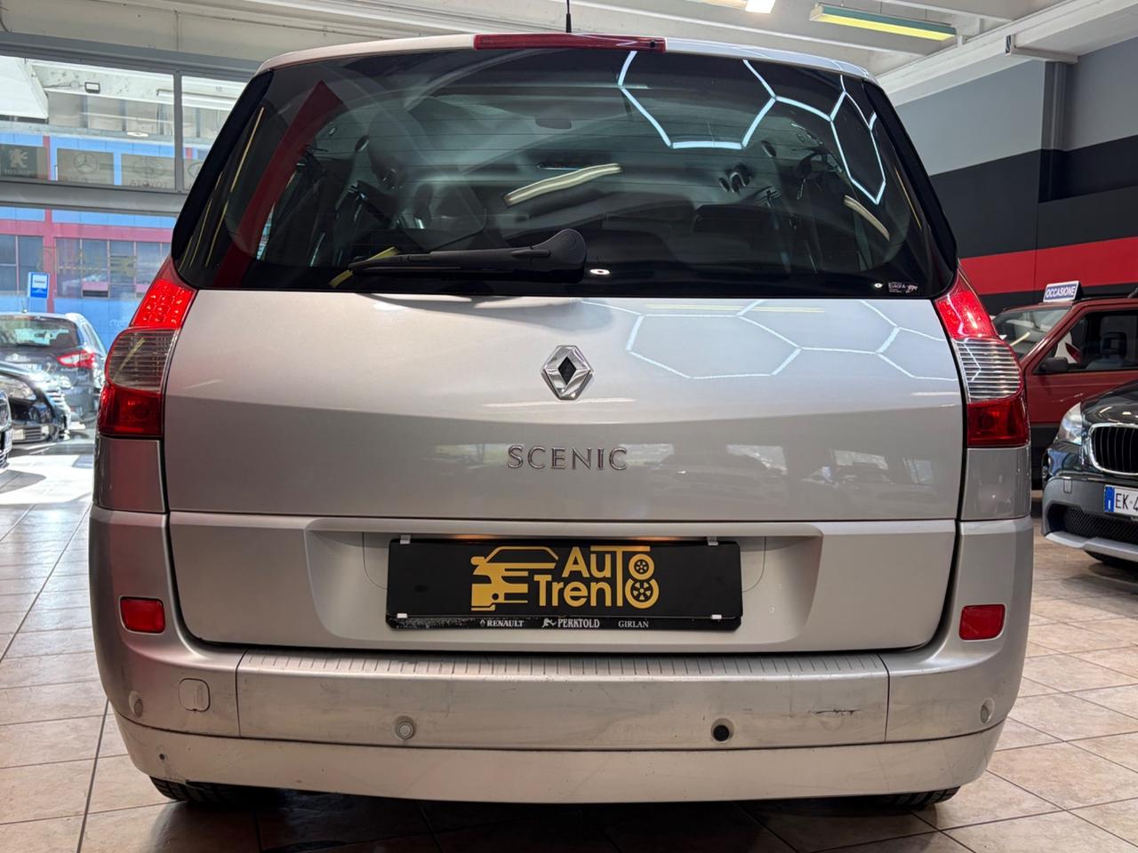 Renault Scenic Grand Scénic 1.9 dCi/130CV PlayStation Portable