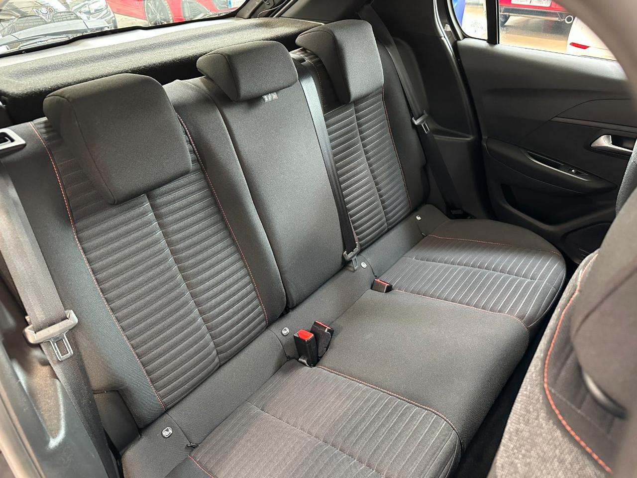 Peugeot 208 5 Pt 1.2 puretech Active s&s 75cv - Carplay - Camera