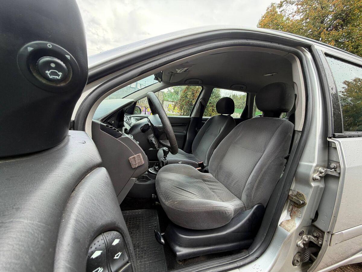 Ford Focus 1.8 tdci Ghia FL
