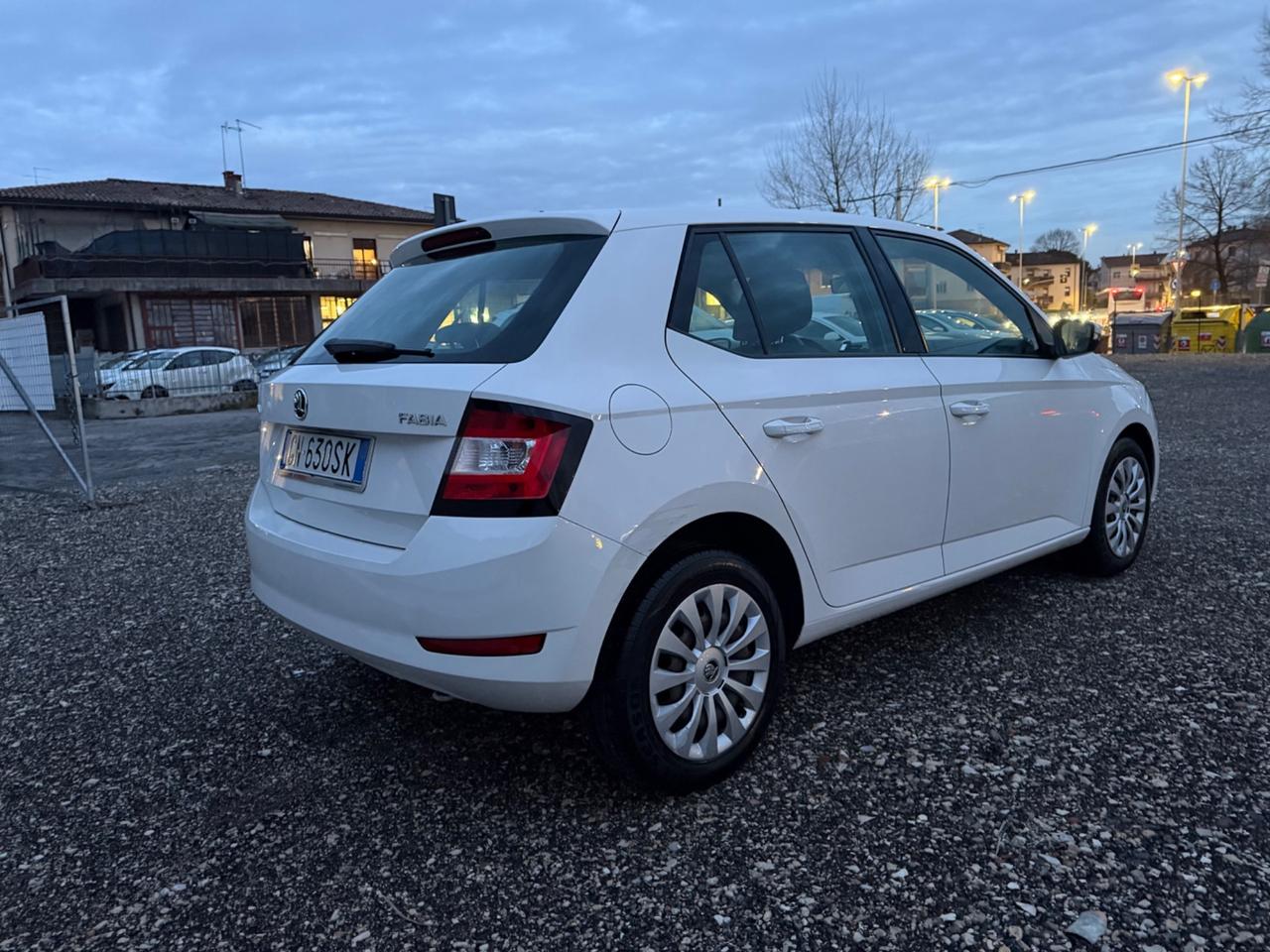 Skoda Fabia 1.0 TSI Twin Color Nero