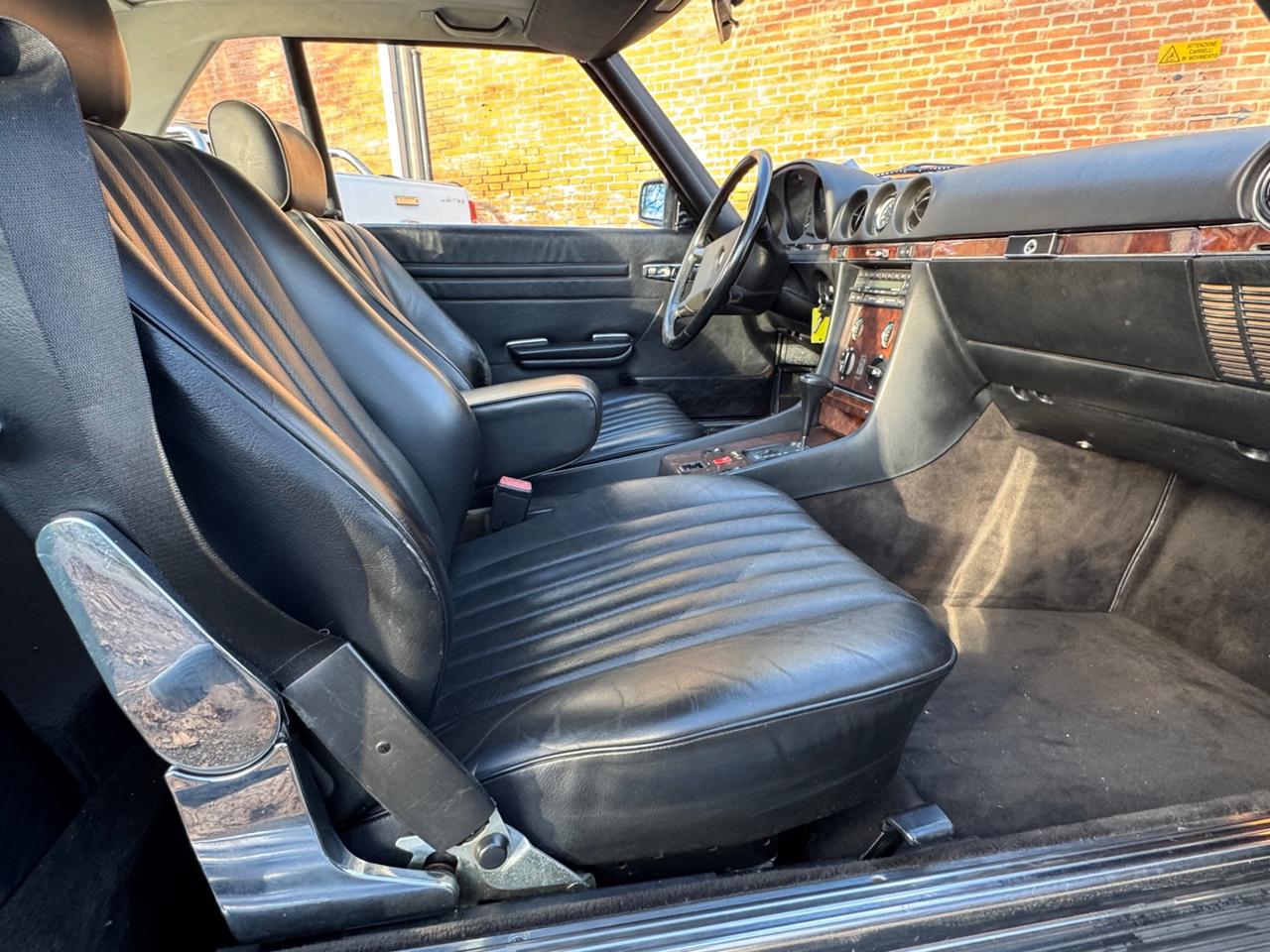 Mercedes-benz 300 SL Roadster cabrio R107